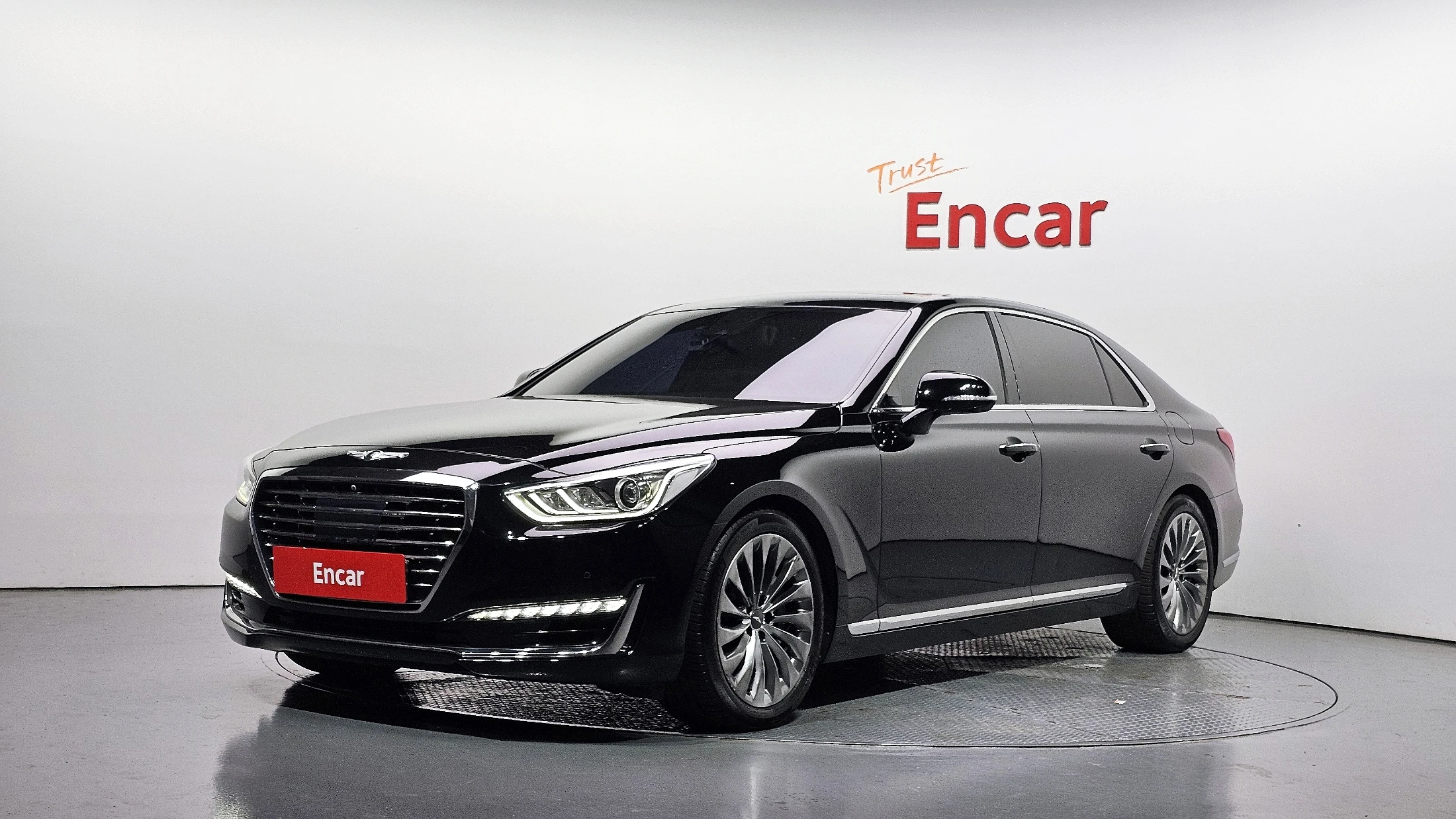 Genesis Eq900, 2016 — внешний вид автомобиля