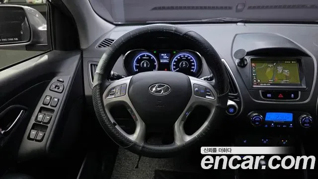 Hyundai Tucson ix, 2012 — фото 13