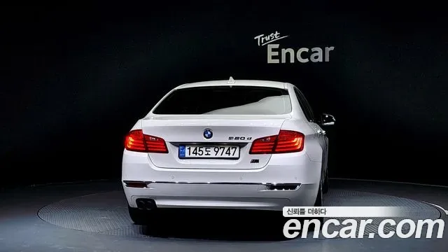BMW 5-Series F10, 2014 — фото 4