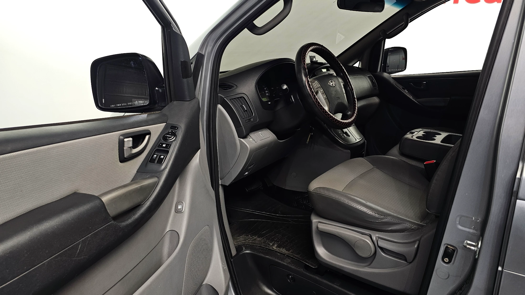 Hyundai Starex Grand Starex, 2012 — фото 10