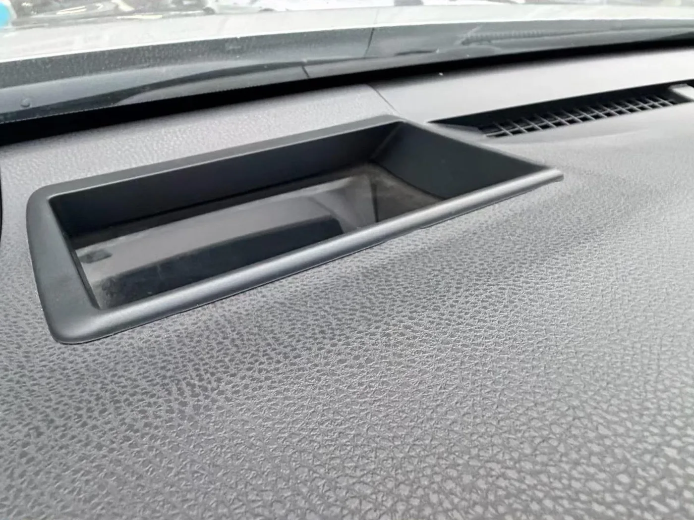 Toyota Camry, 2023 — фото 13