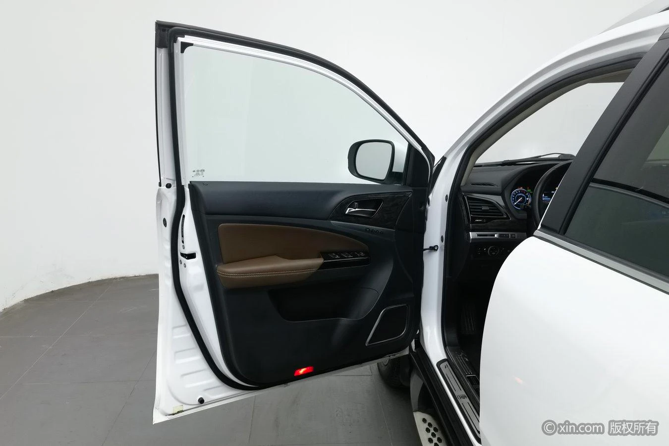 BYD Tang DM, 2015 — фото 11
