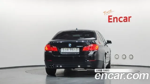 BMW 5-Series F10, 2012 — фото 4