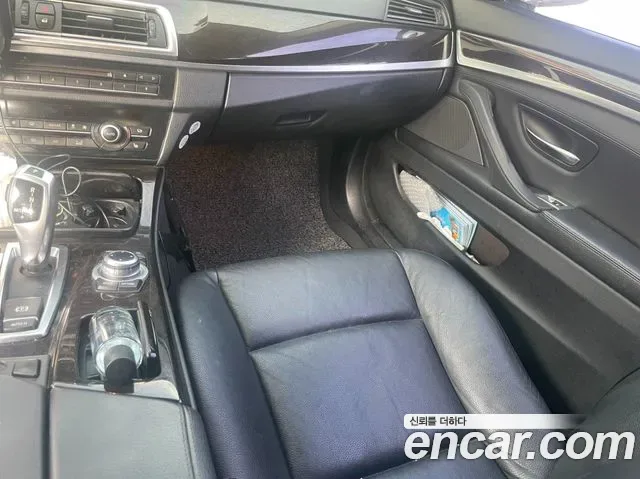 BMW 5-Series F10, 2012 — фото 13