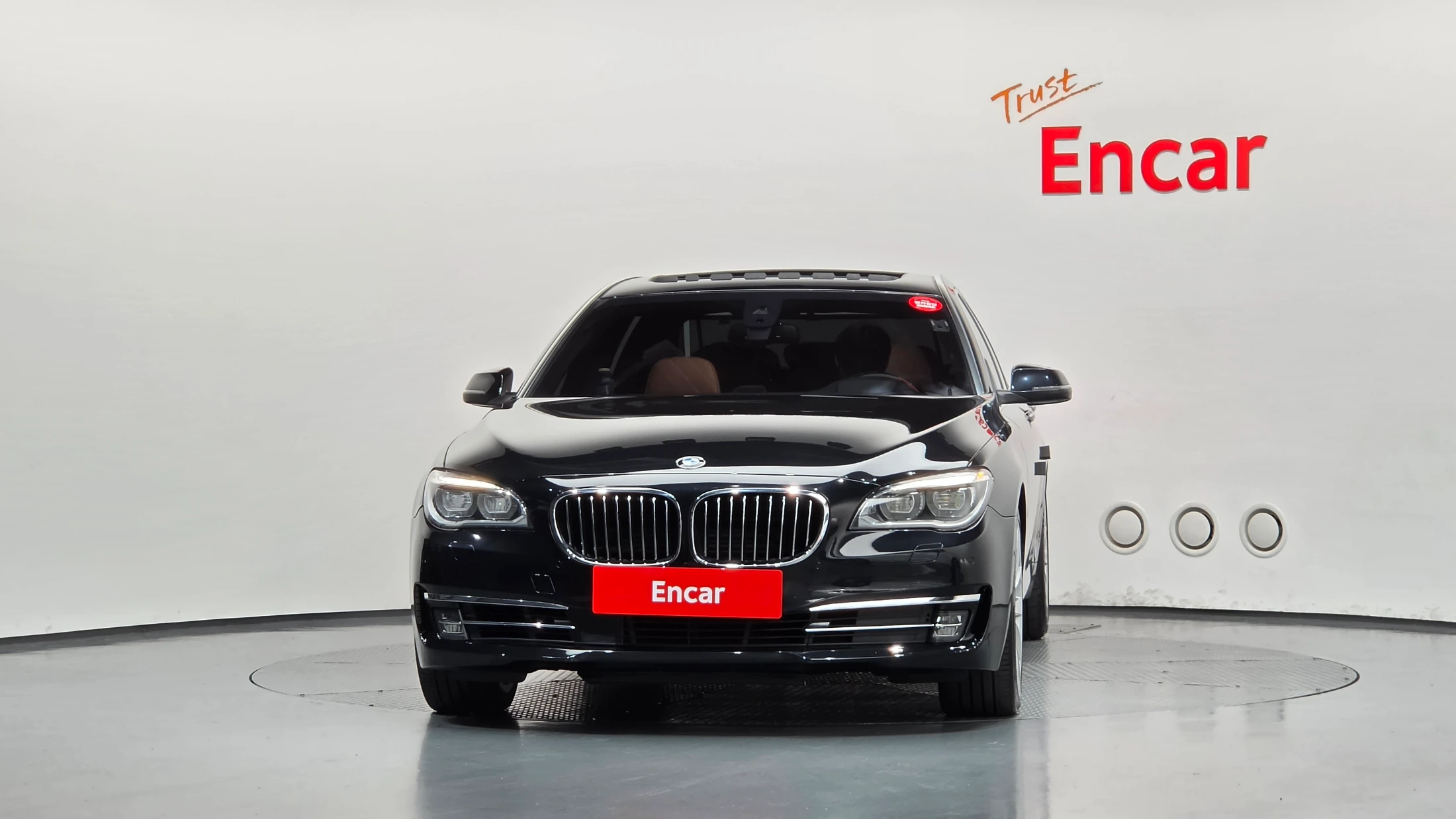 BMW 7-Series F01, 2015 — фото 3