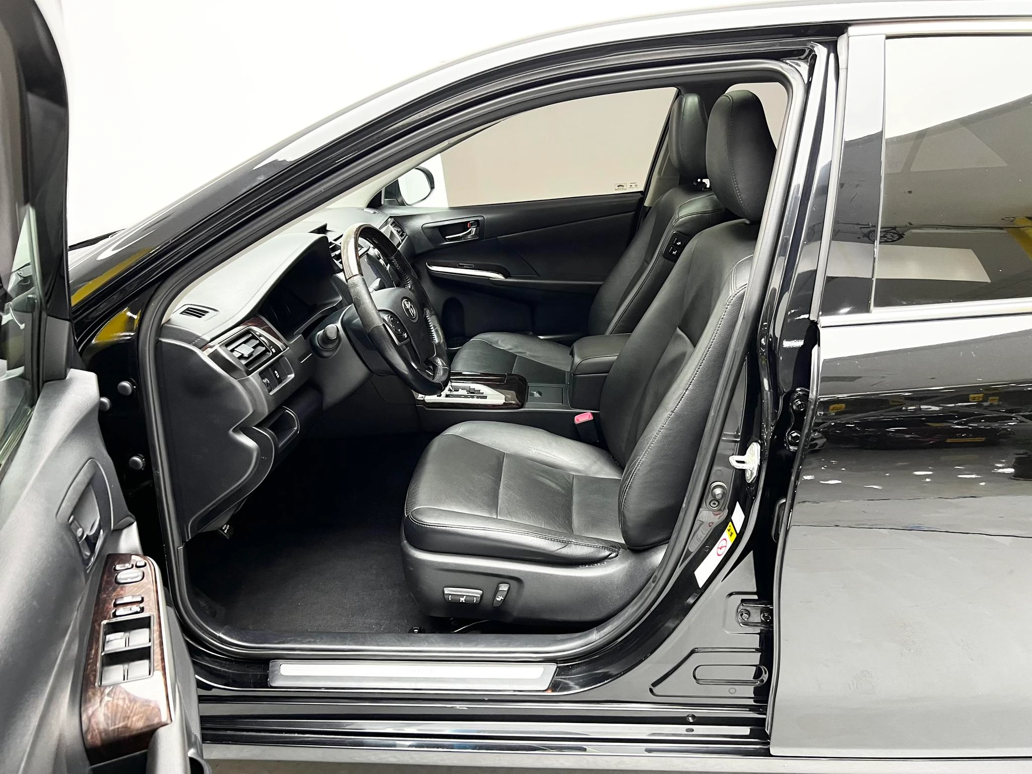Toyota Camry, 2015 — фото 12