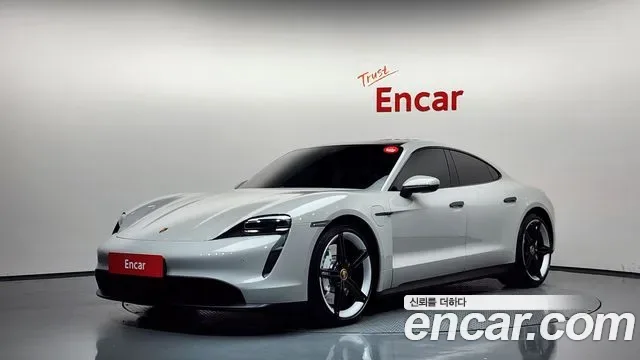 Porsche Taycan Tycan