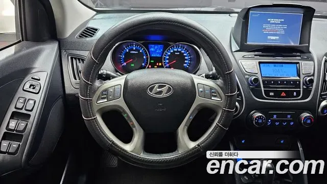 Hyundai Tucson ix, 2012 — фото 13