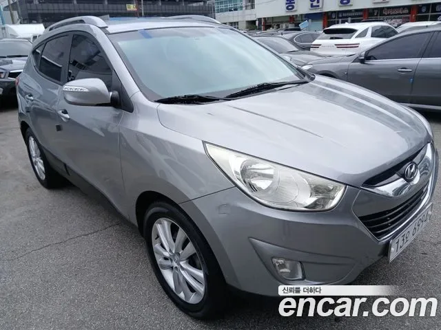 Hyundai Tucson ix, 2010 — фото 2