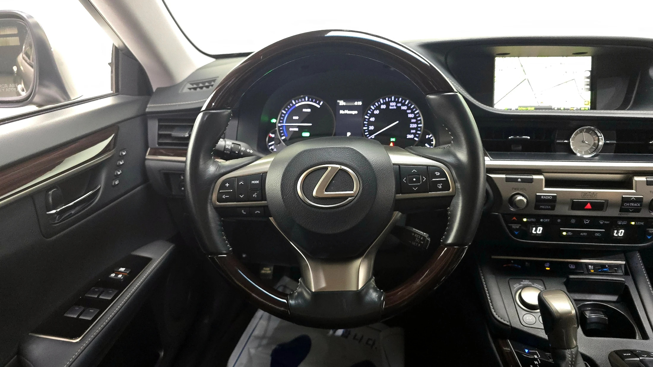 Lexus Es ES300h, 2018 — фото 15