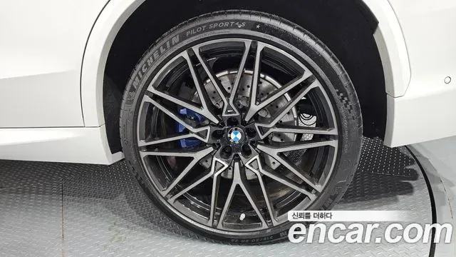 BMW X5m G05, 2025 — фото 21