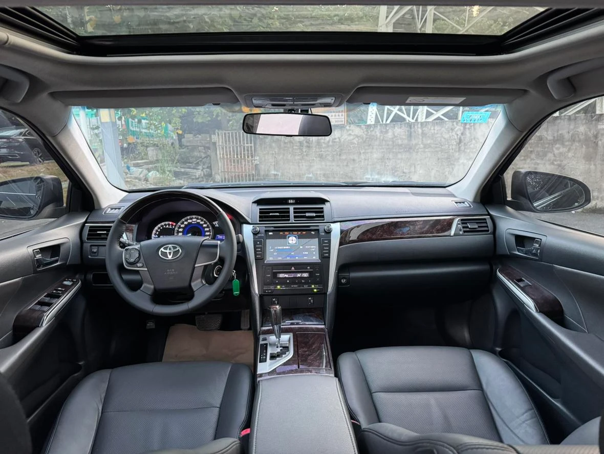 Toyota Camry, 2015 — фото 10