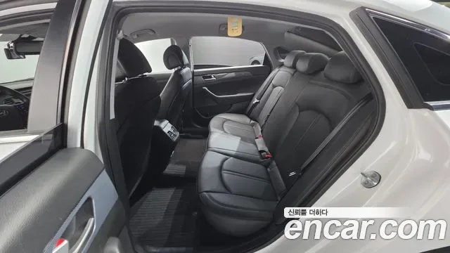 Hyundai Sonata LF Sonata Hybrid, 2016 — фото 17