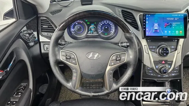 Hyundai Grandeur HG Hybrid, 2014 — фото 13