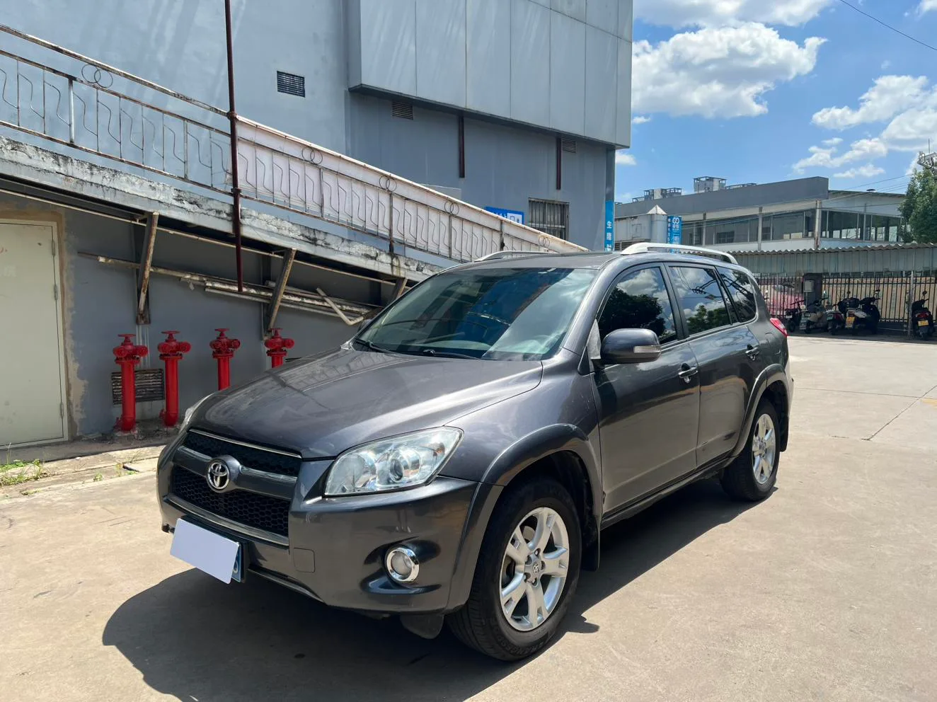 Toyota RAV4 Rongfang