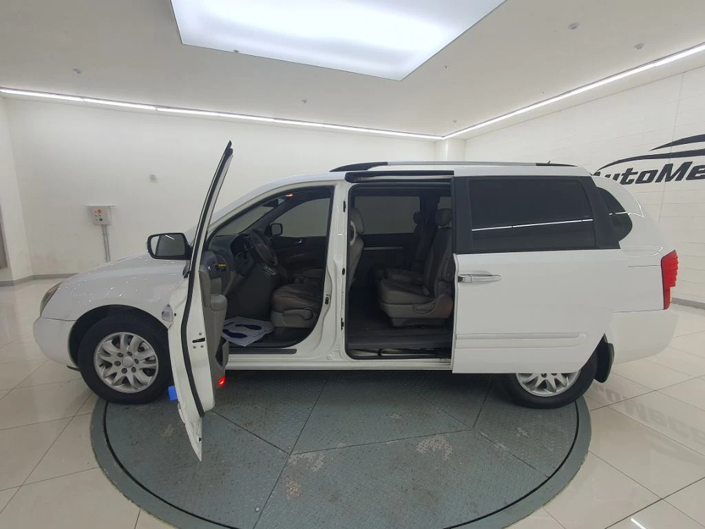 Kia Canival Carnival R, 2011 — фото 14