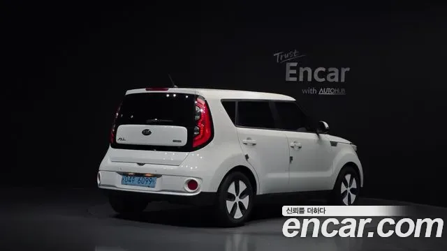 Kia Soul EV, 2018 — фото 2