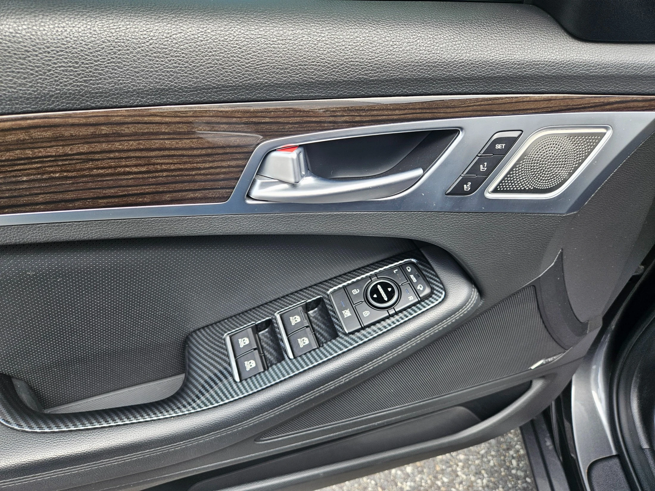Genesis G80, 2017 — фото 18