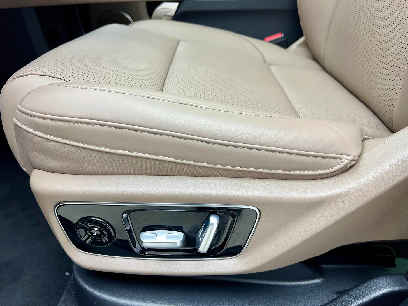 Li Auto Ideal L7, 2025 — фото 21
