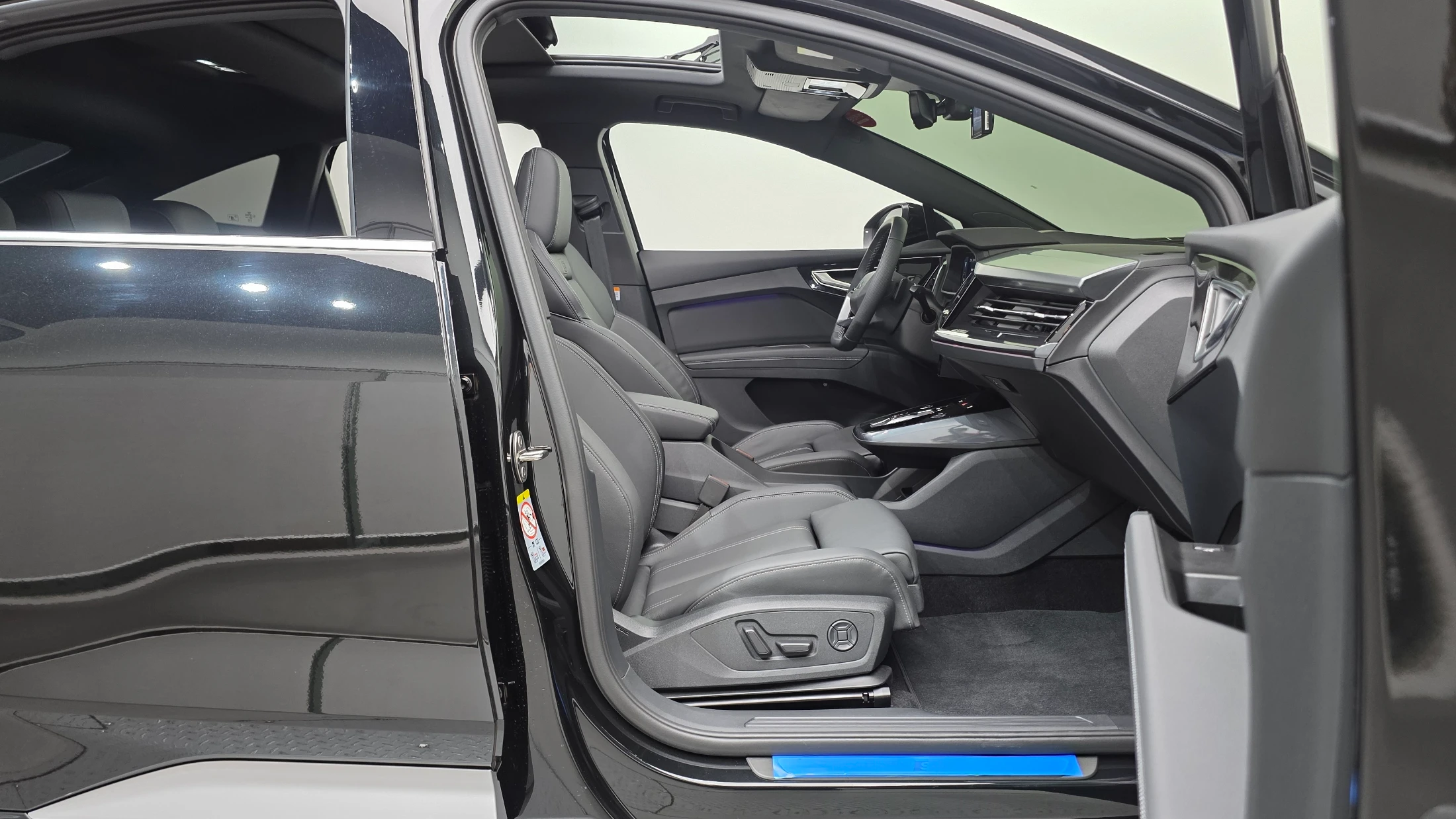 Audi Q4 E-Tron F4, 2026 — фото 26