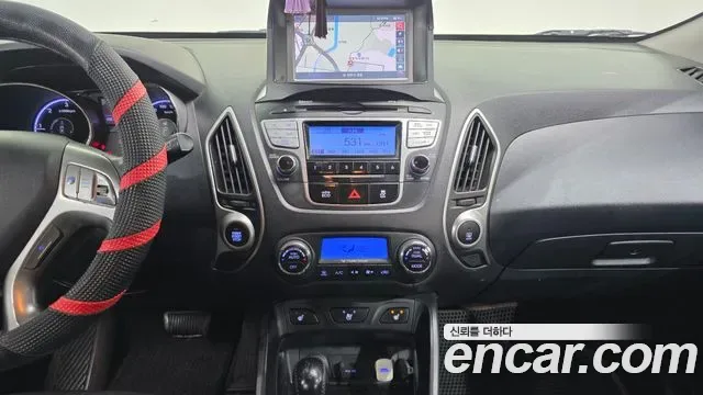 Hyundai Tucson ix, 2012 — фото 15
