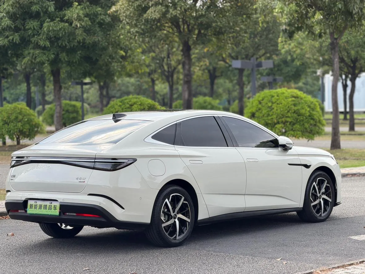 BYD Seal 07DM, 2026 — фото 6