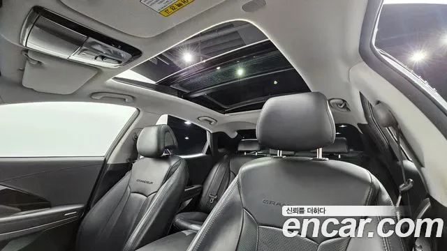 Hyundai Grandeur HG Hybrid, 2014 — фото 19