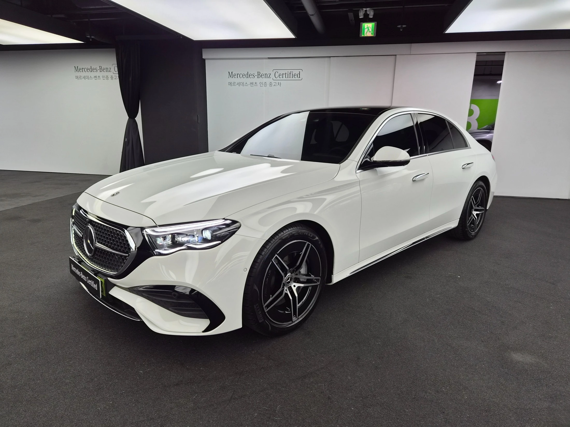 Mercedes-Benz E-Class W214