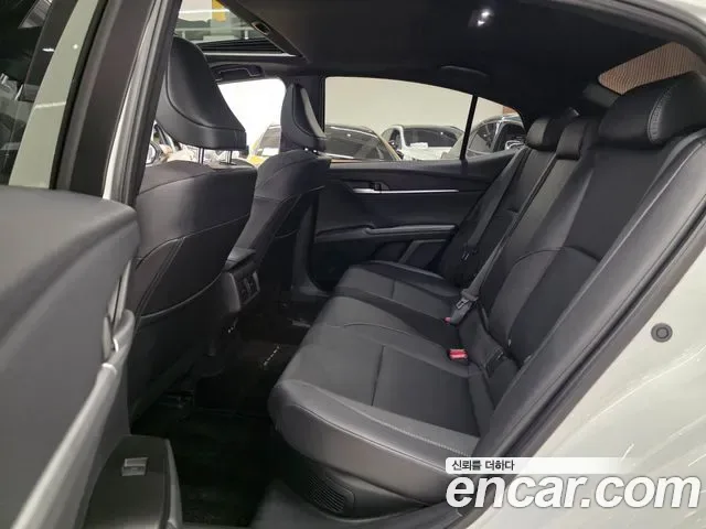 Toyota Camry xv80, 2025 — фото 11