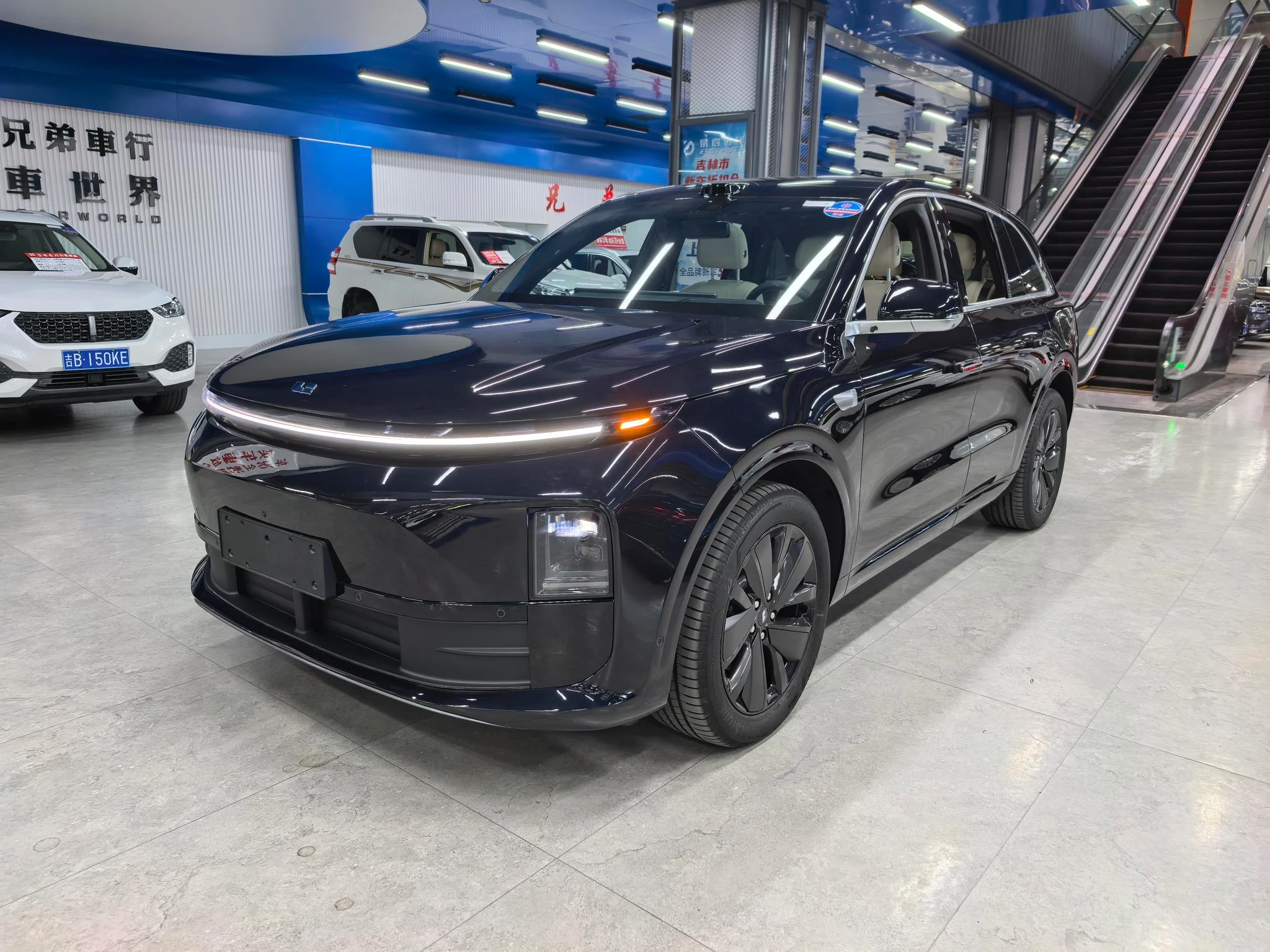 Li Auto Ideal L6