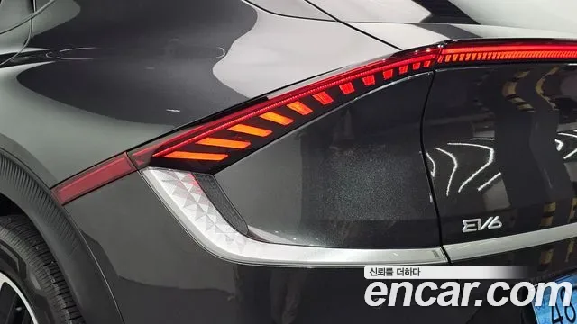 Kia Ev6, 2022 — фото 23
