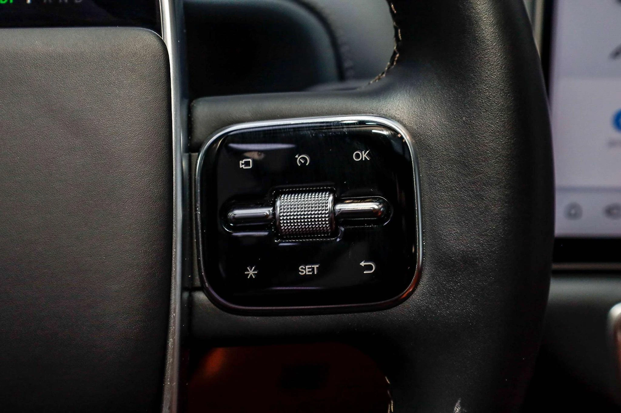 Li Auto Ideal L8, 2025 — фото 18