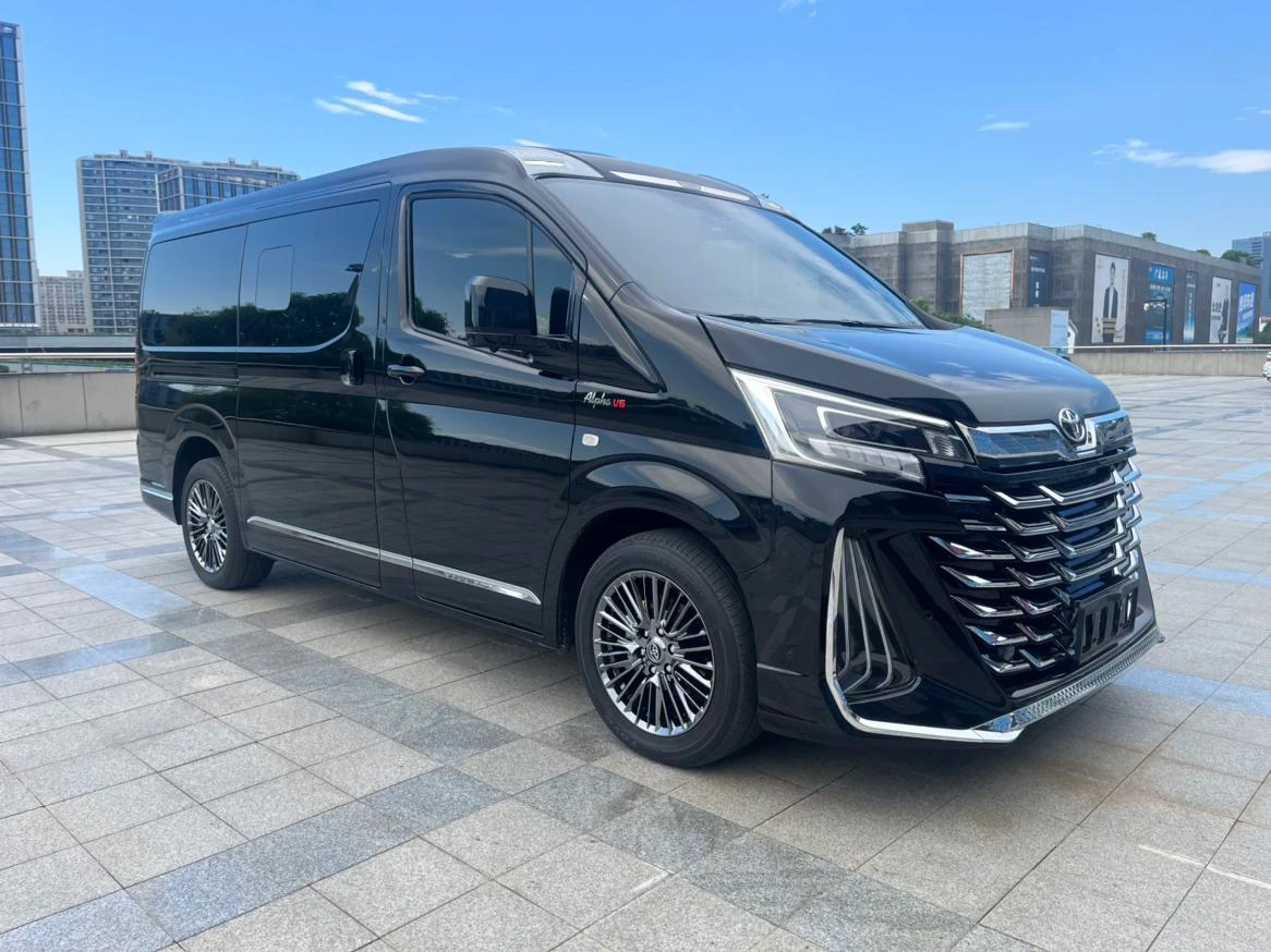 Toyota Hiace, 2025 — фото 3