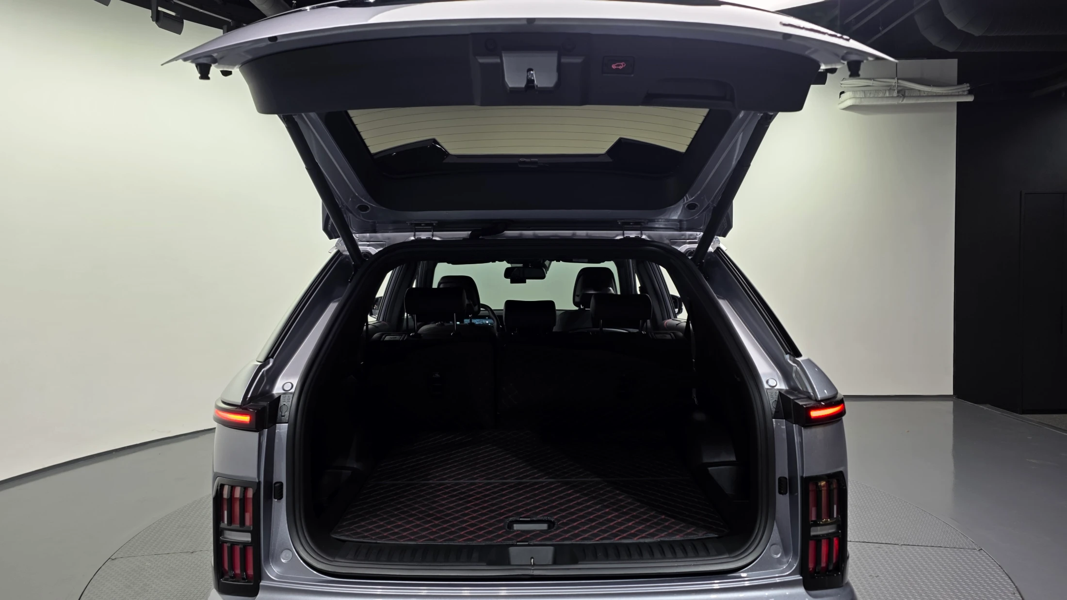 KG_Mobility_Ssangyong Actyon Activian, 2025 — фото 20
