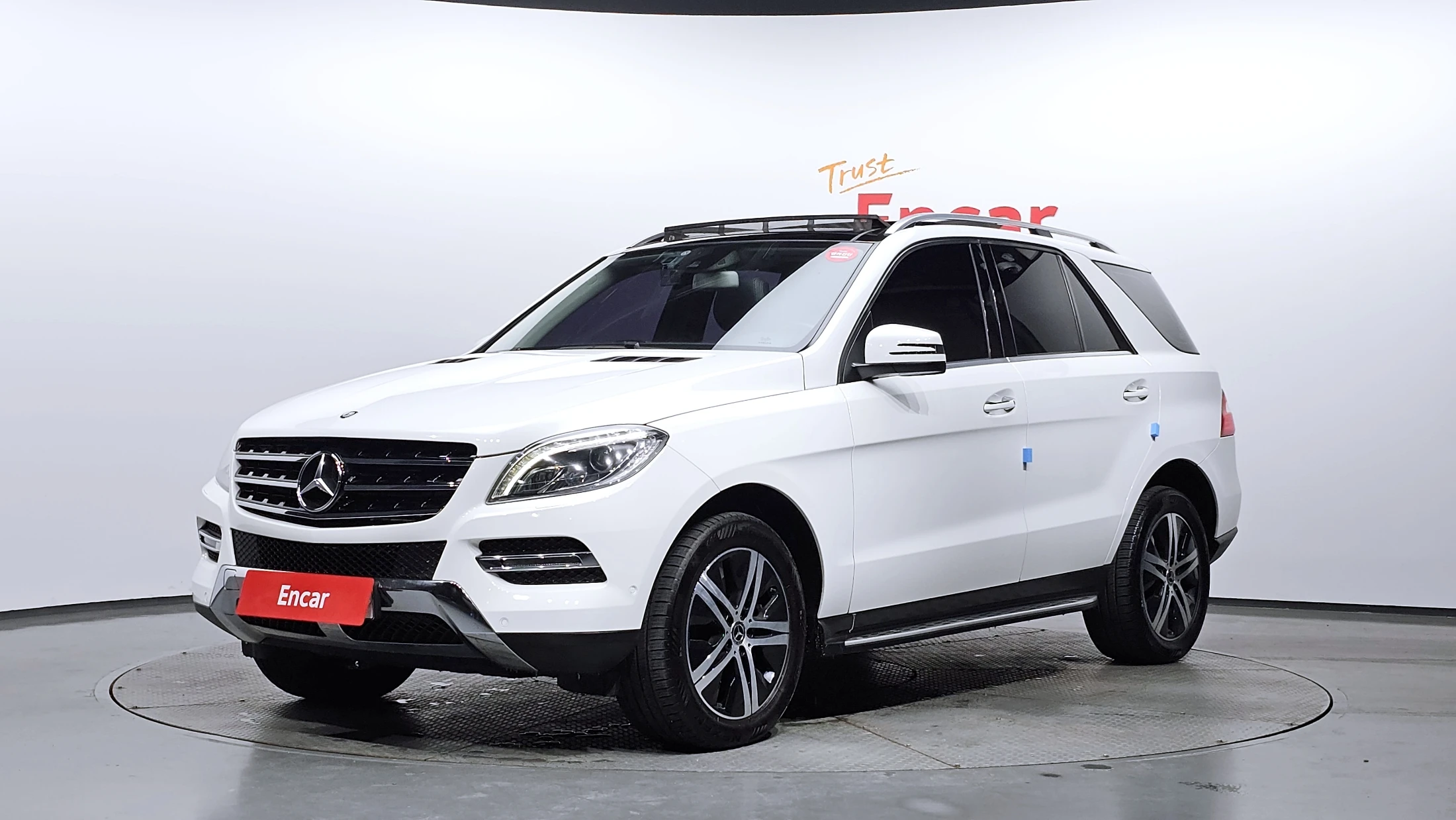 Mercedes-Benz M-Class W166