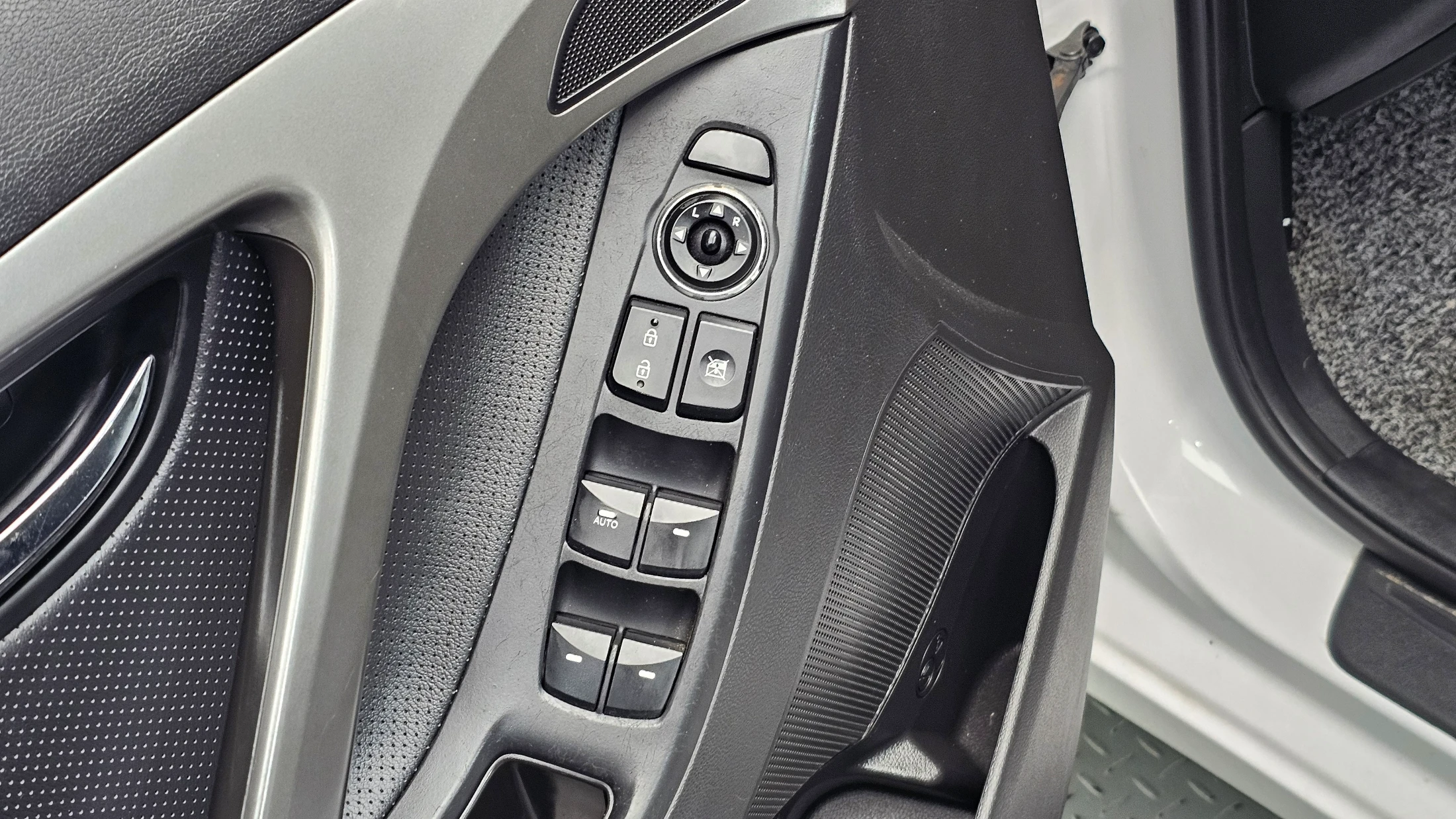 Hyundai Avante MD, 2013 — фото 17