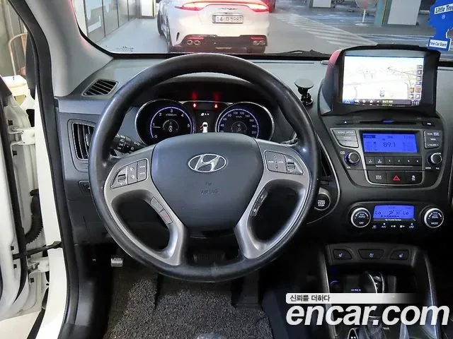 Hyundai Tucson ix, 2013 — фото 8