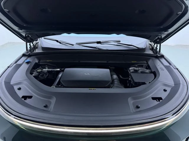 Li Auto Ideal L9, 2025 — фото 17