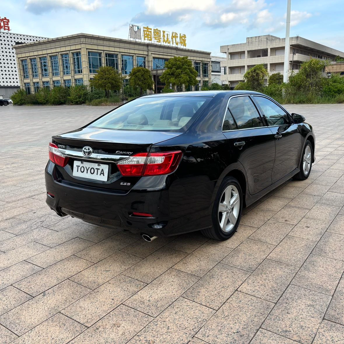 Toyota Camry, 2012 — фото 10