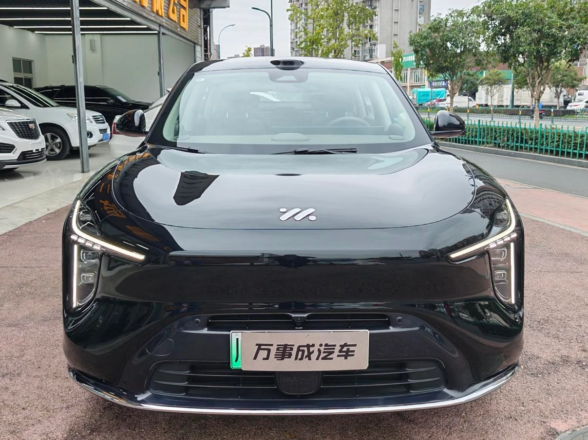 Zhiji Automobile Zhiji LS6, 2026 — фото 2
