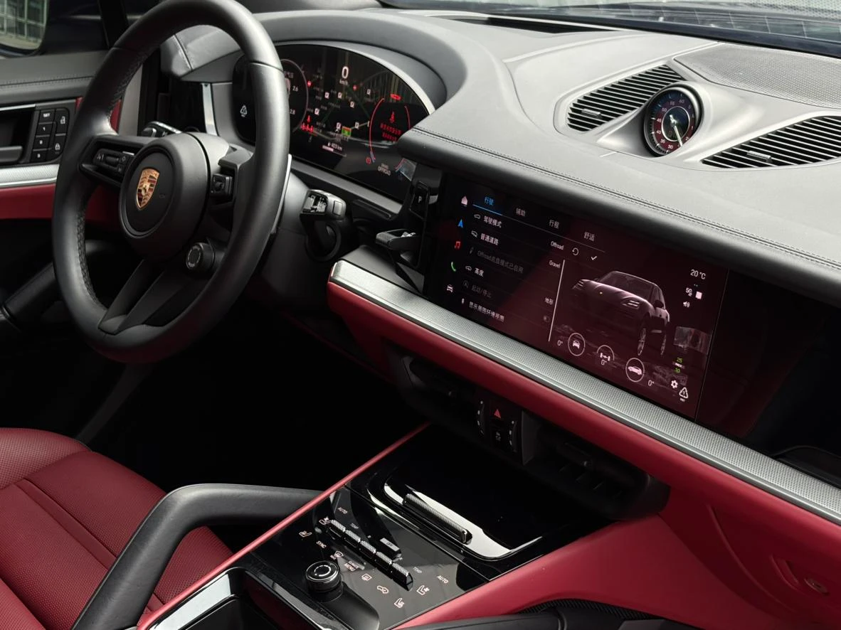 Porsche Cayenne, 2026 — фото 17