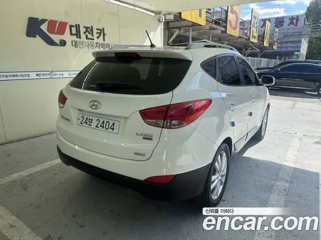 Hyundai Tucson ix, 2010 — фото 2