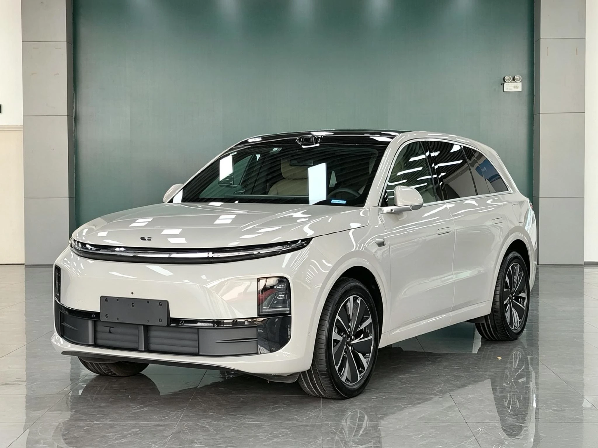 Li Auto Ideal L6