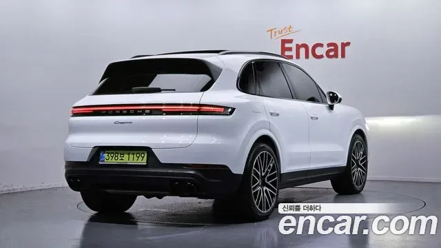Porsche Cayenne PO536, 2025 — фото 2