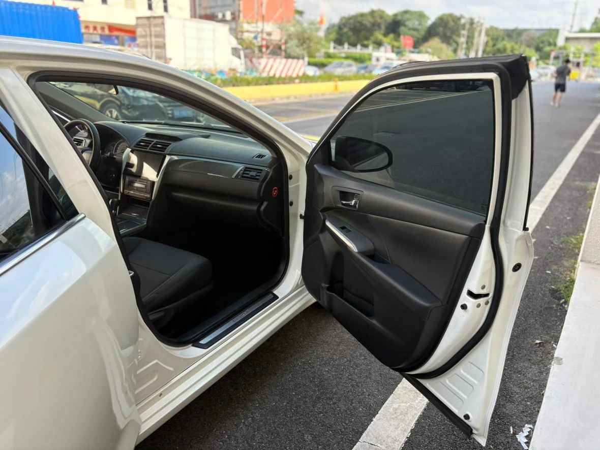 Toyota Camry, 2015 — фото 12