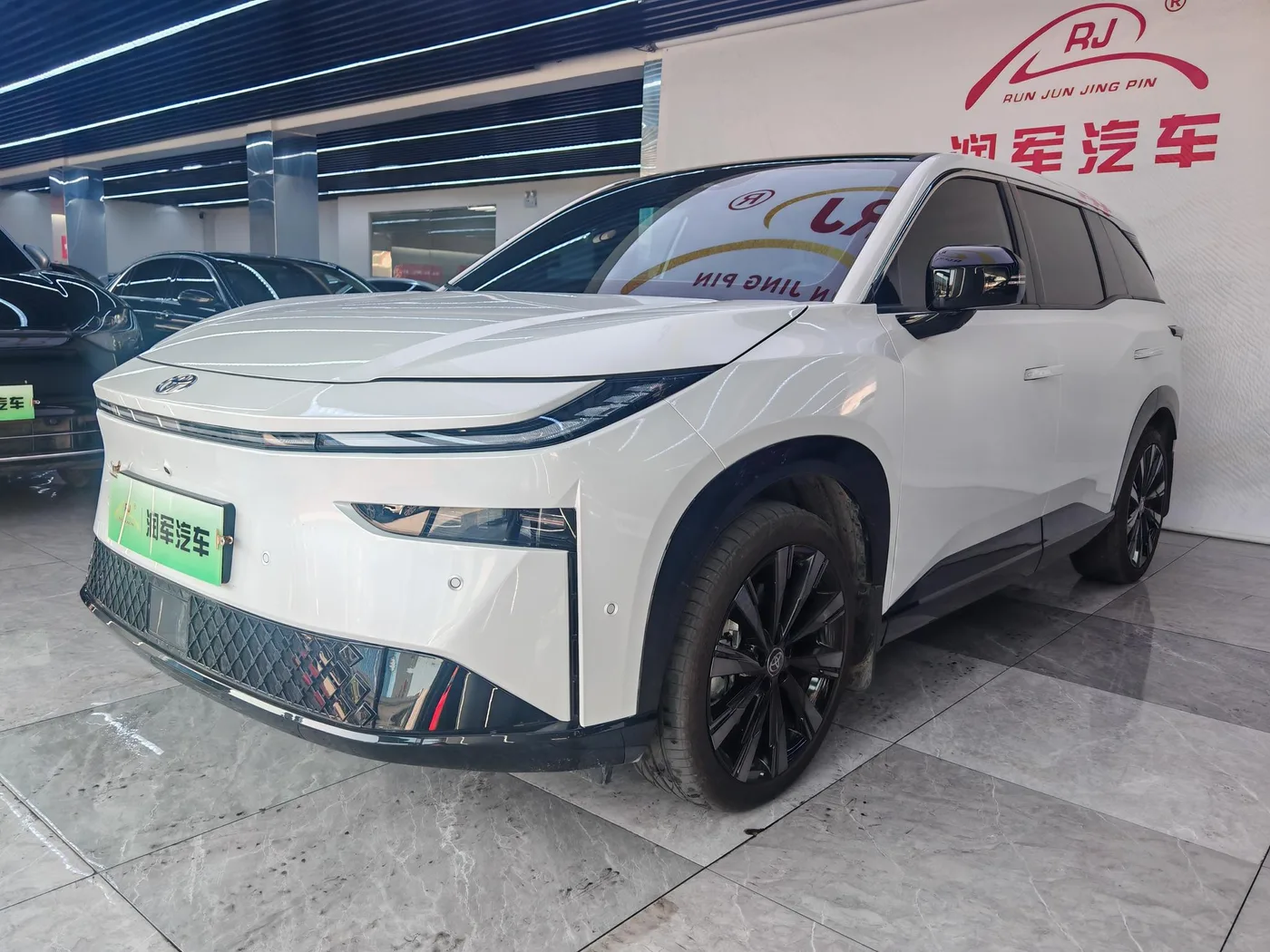 Toyota Platinum 3X