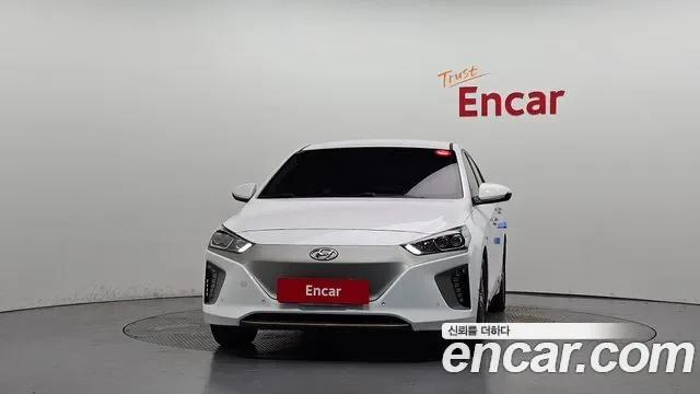 Hyundai Ioniq Ionic Electric, 2017 — фото 2