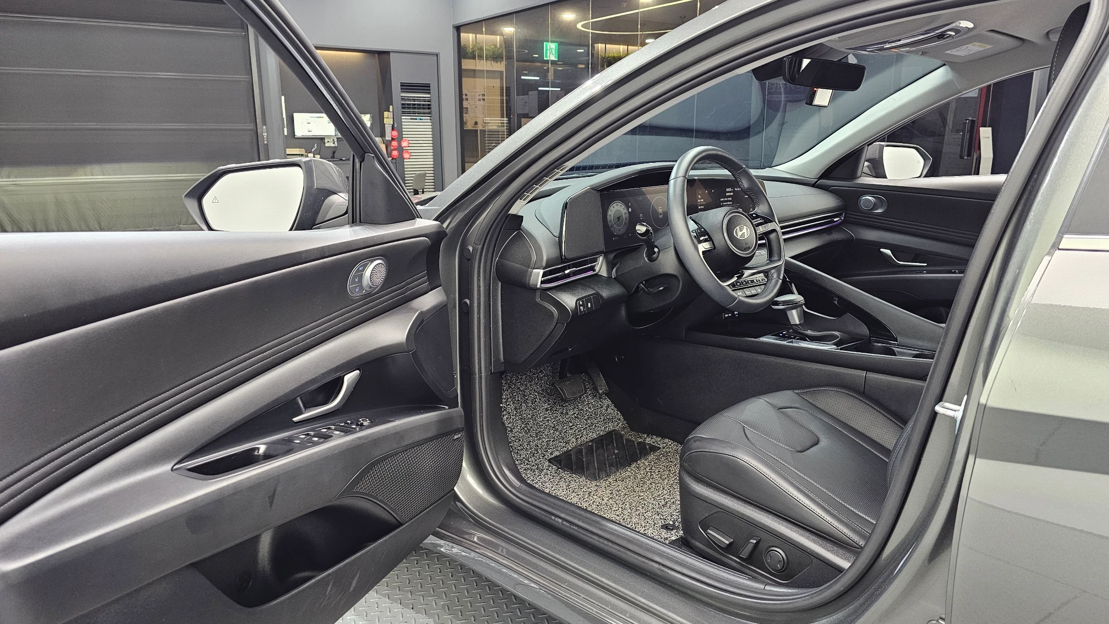 Hyundai Avante CN7, 2024 — фото 10