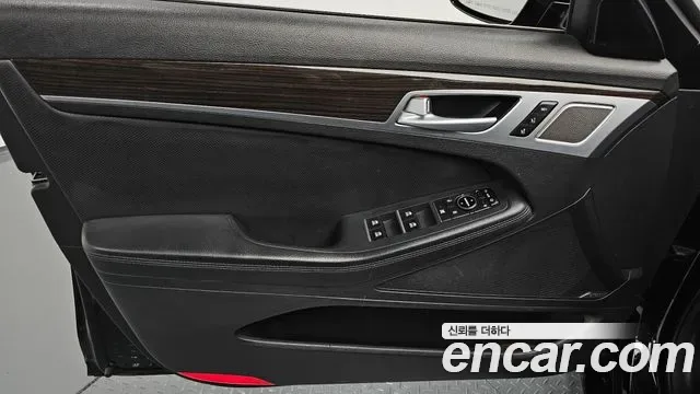 Genesis G80, 2016 — фото 24