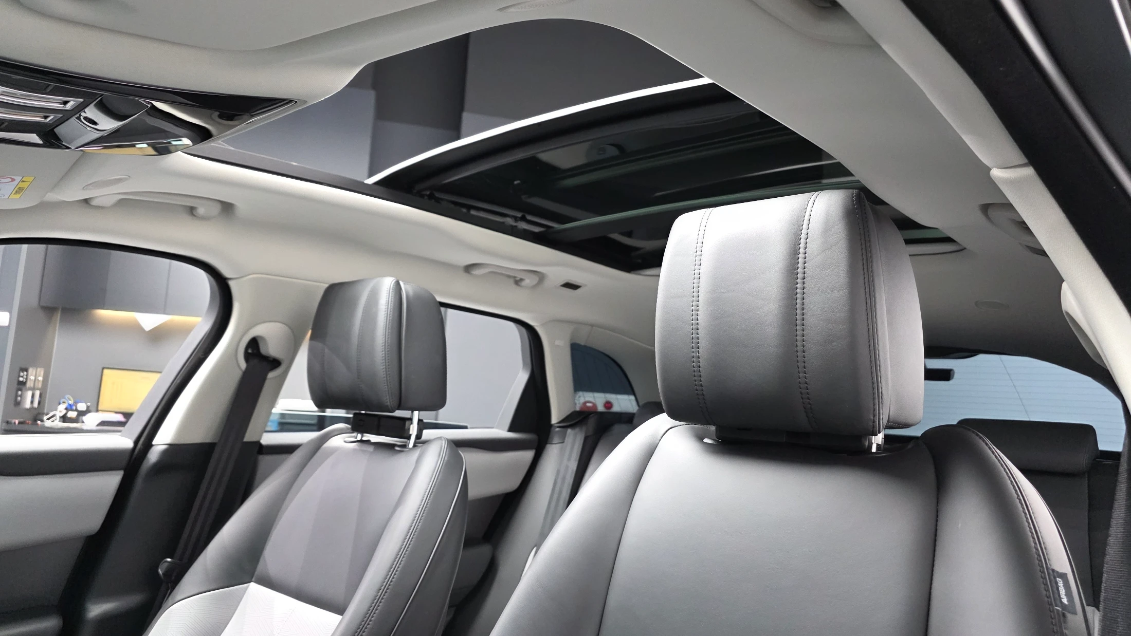 Land Rover Range Rover Velar Range Rover Bella, 2025 — фото 19